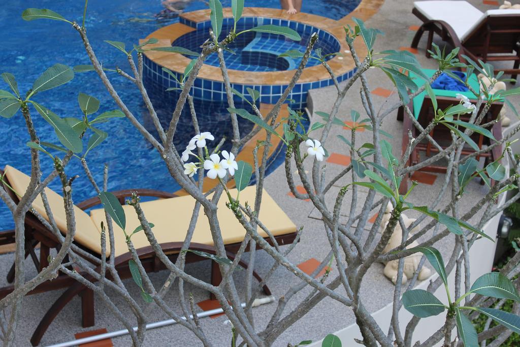 ホテル チャウエン ノイ レジデンス エクステリア 写真